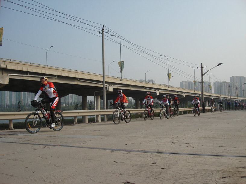 不知道谁的队伍