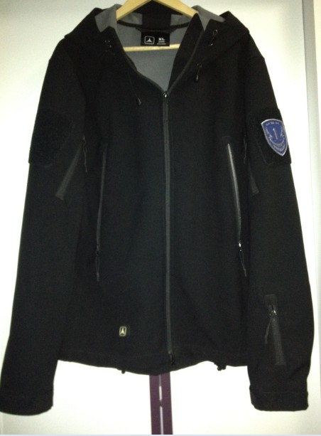 正面  臂章不算  个人收藏   荣誉勋章的  800一套