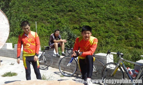 滴水湖不知名垭口