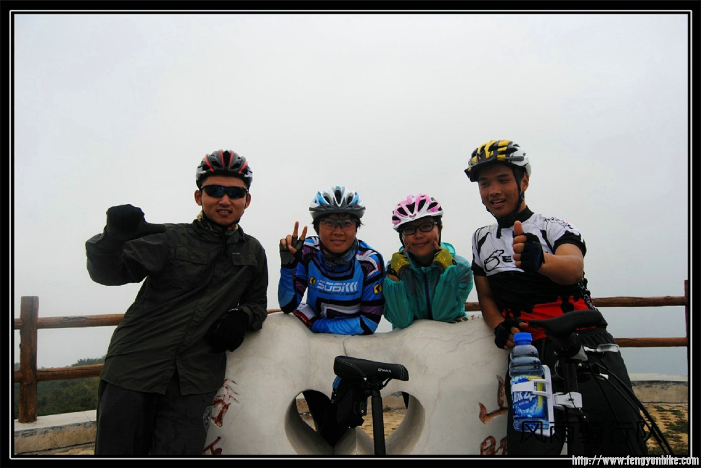风雨骑行队50.jpg