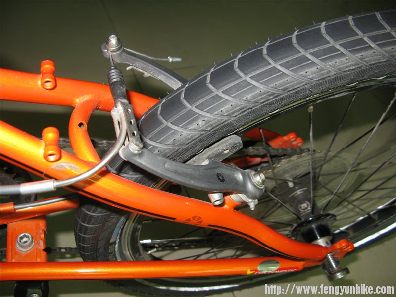 轮胎的毛刺能否说明骑的少？