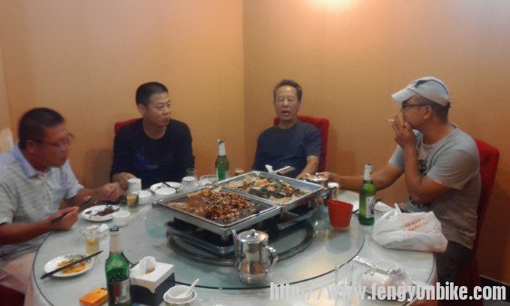 久违的四人帮完美重聚