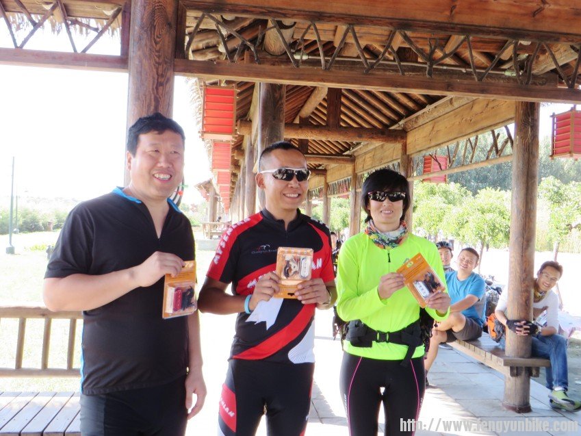 照片 1585_conew1.jpg