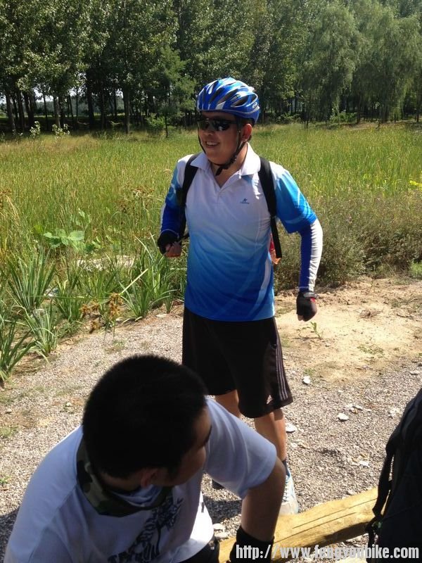 通勤12：我来打药啦（编者按：俺们又没长虫子）