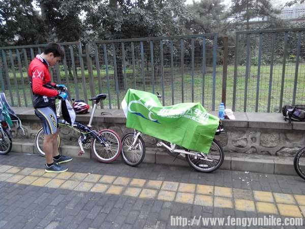 早上集合地，我还走错了。