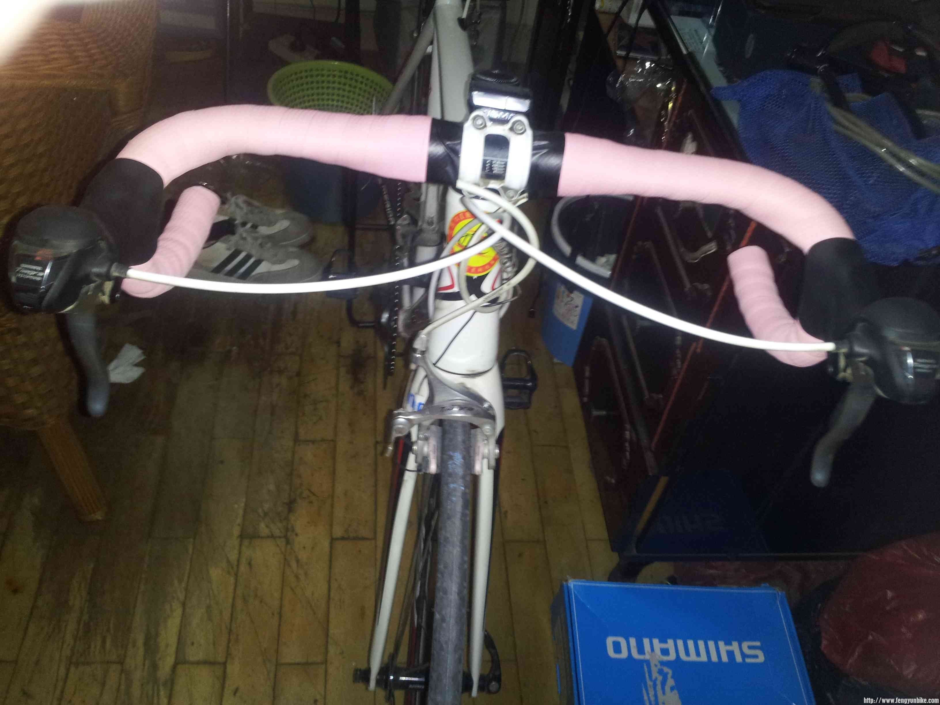 FSA小弯把 看车时可以给扒开看