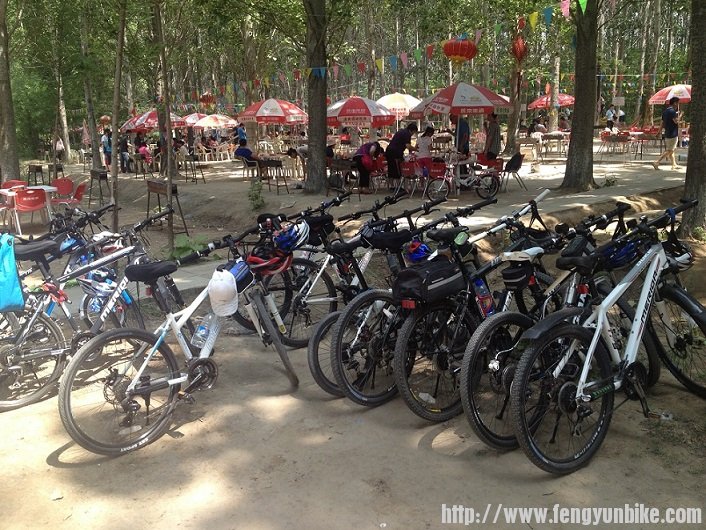 一说FB很多平时群里潜水的小伙伴们都纷纷冒了出来