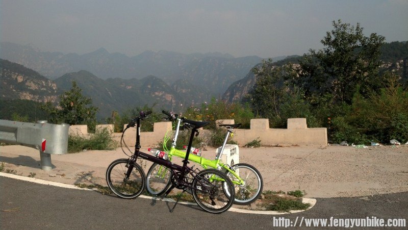 四座楼6公里牌子下