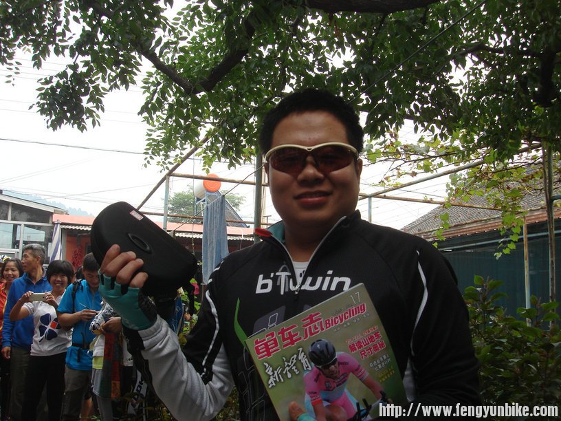 这个人很幸运，一下就套走了大奖