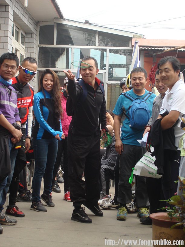 你还是扔完啦看看下一位的