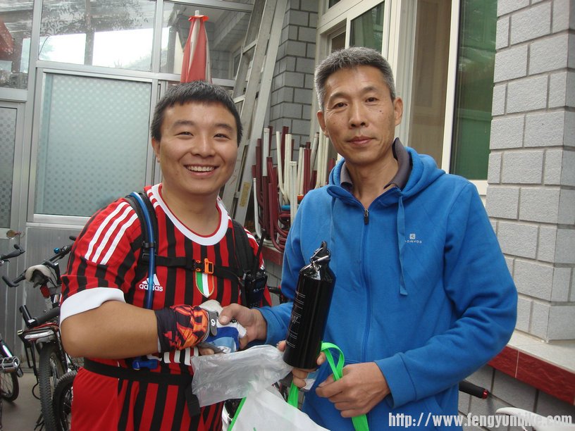 终于也得奖了，