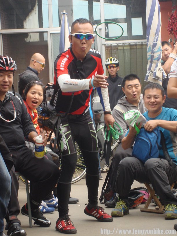 边套圈咋还吹仙气呢