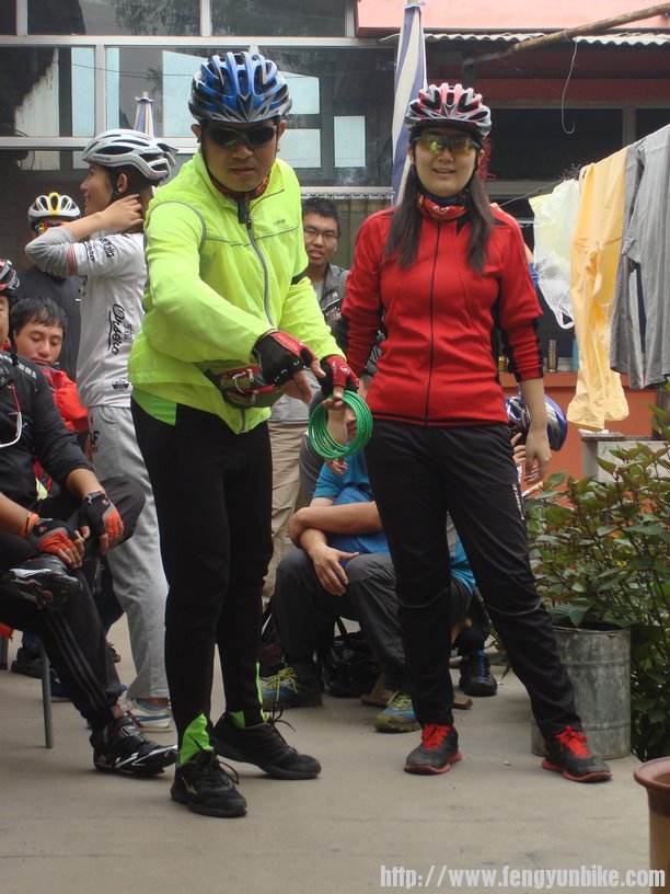 最后一个圈套住了