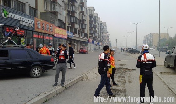 伟处长说今天去不了也得送送大家