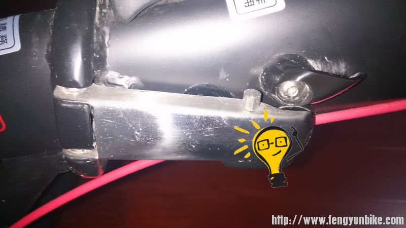 小不点要遮住！