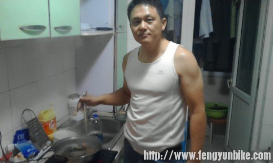 满哥姜丝百事可乐