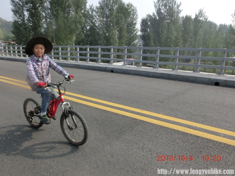 小小骑行爱好者