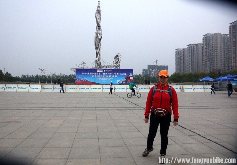 随队摄影的琳子姐