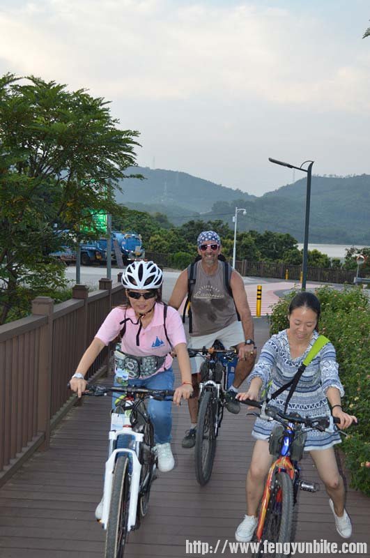 山夫户外音响包