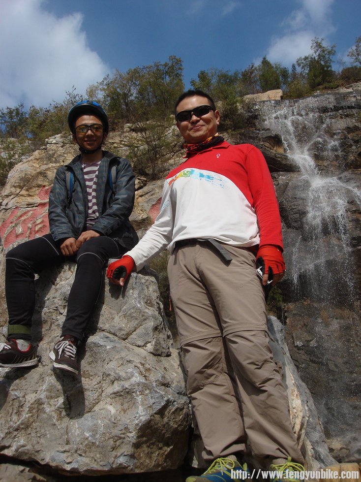 这款可以叫：鱼头泡饼，哈哈哈