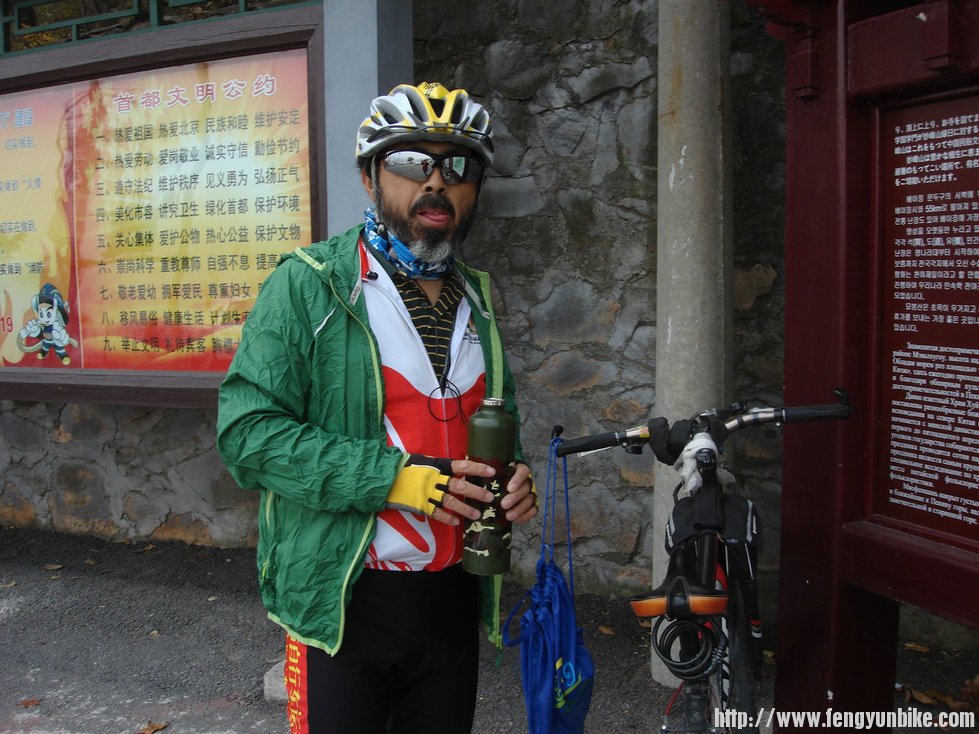 刚从西藏回来的李戈