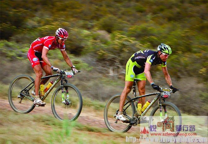 山夫户外音响包