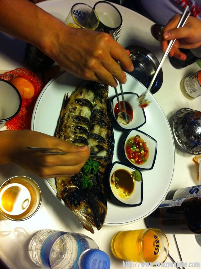 刚吃过晚饭，又被美食吸引了