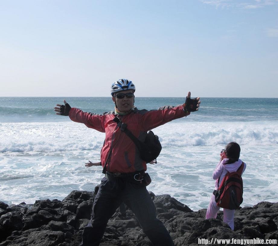 哈哈，钢管舞跳的也蛮不错的咧