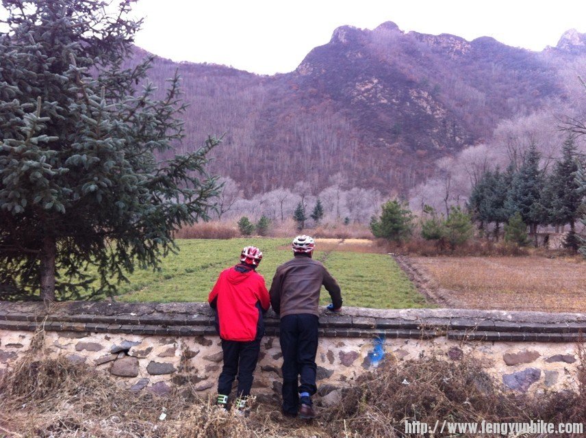 呗美景陶醉的人