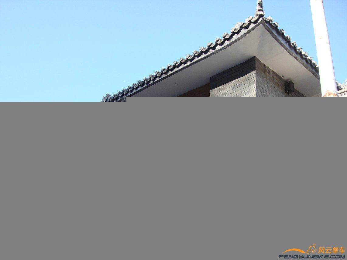 在这里被劫道，把车让给他们当道具了