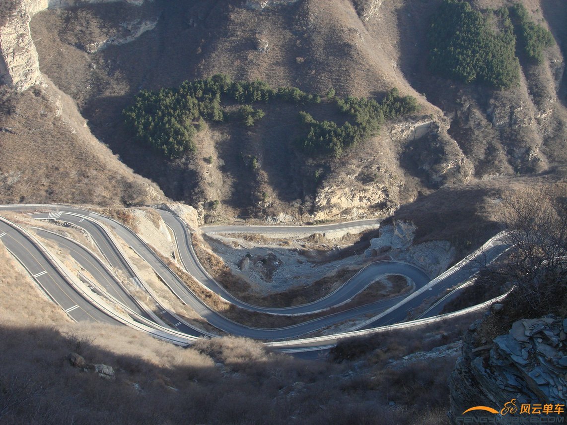 后来才知道这里还不算最佳观景点