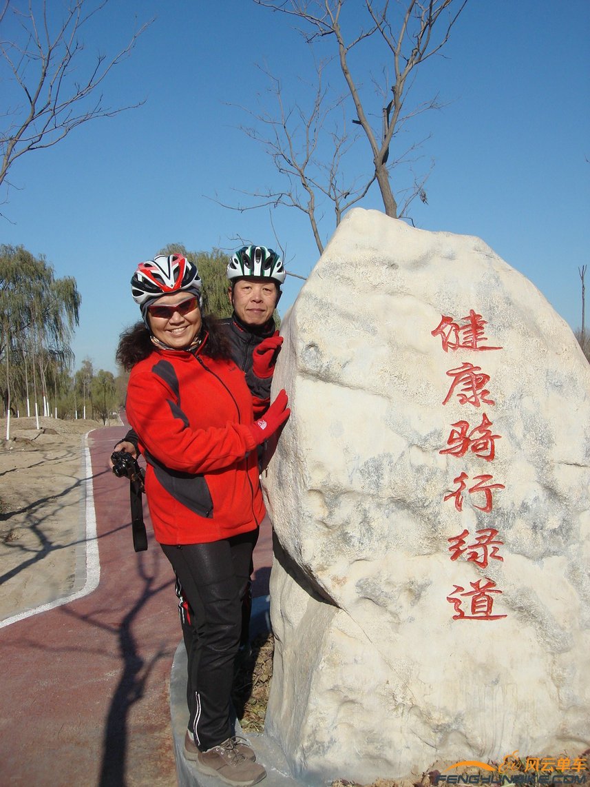 老学生就是绿叶，让我靓了好几度