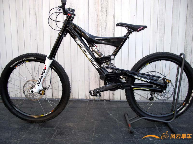 Foes 0002_kVqZrKvFg3ut.jpg