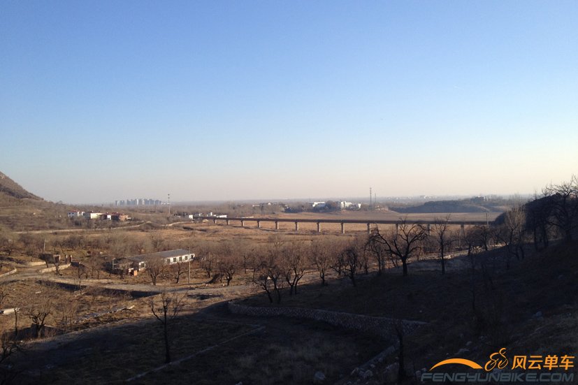 出山之前 观景台上.jpg