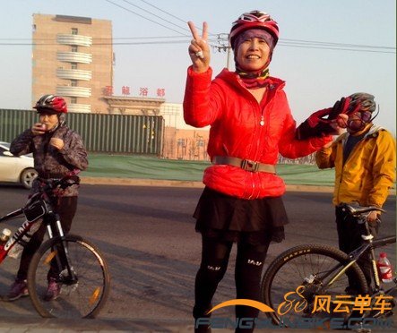 五龙酒店大路口快乐青海大姐