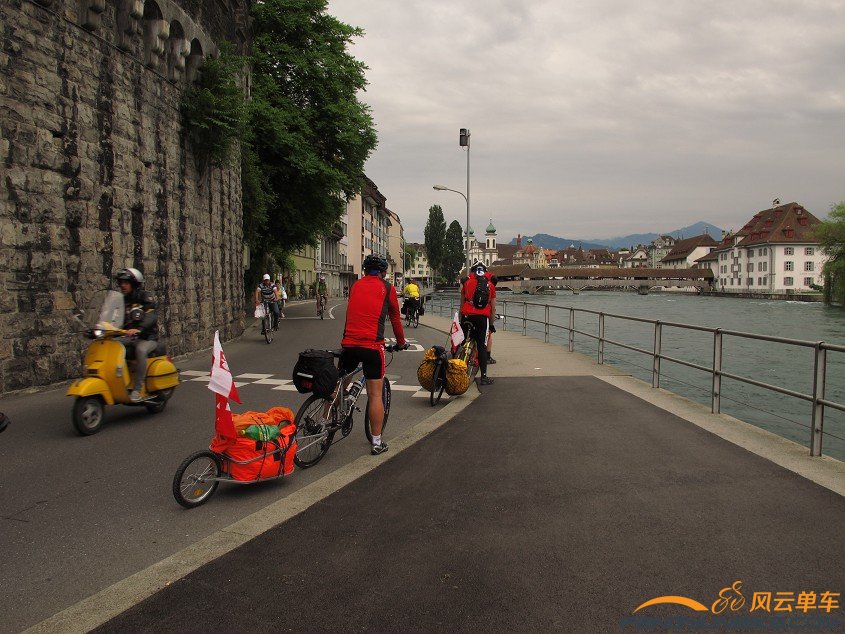 在卢塞恩看到的骑行者