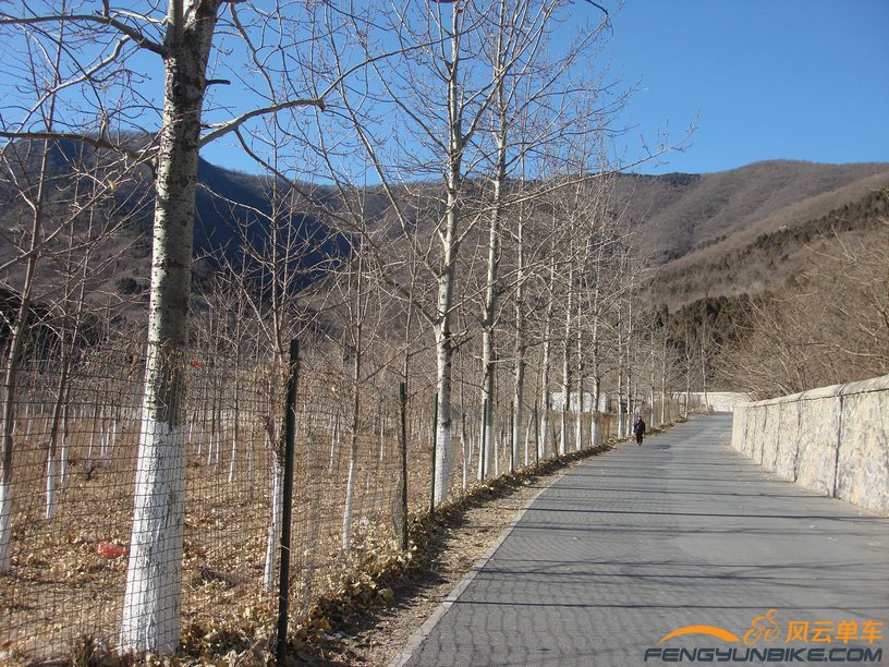 往前走就是防火道