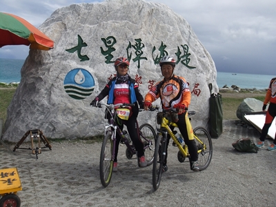 春秋终于和我的本溪老乡褚师傅（她的的本家）合了张影