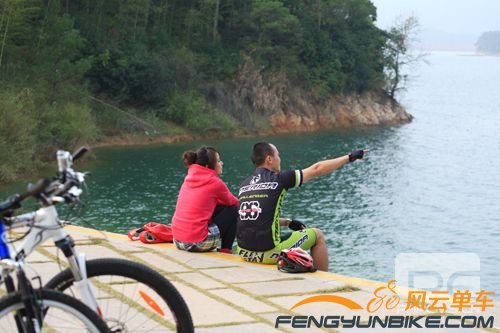 千岛湖自行车网友.jpg