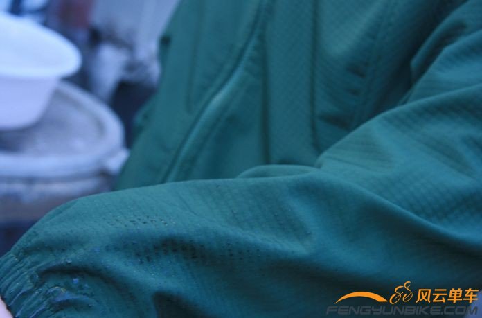 关掉水龙头，外面都基本上是干的，里面？必须干爽