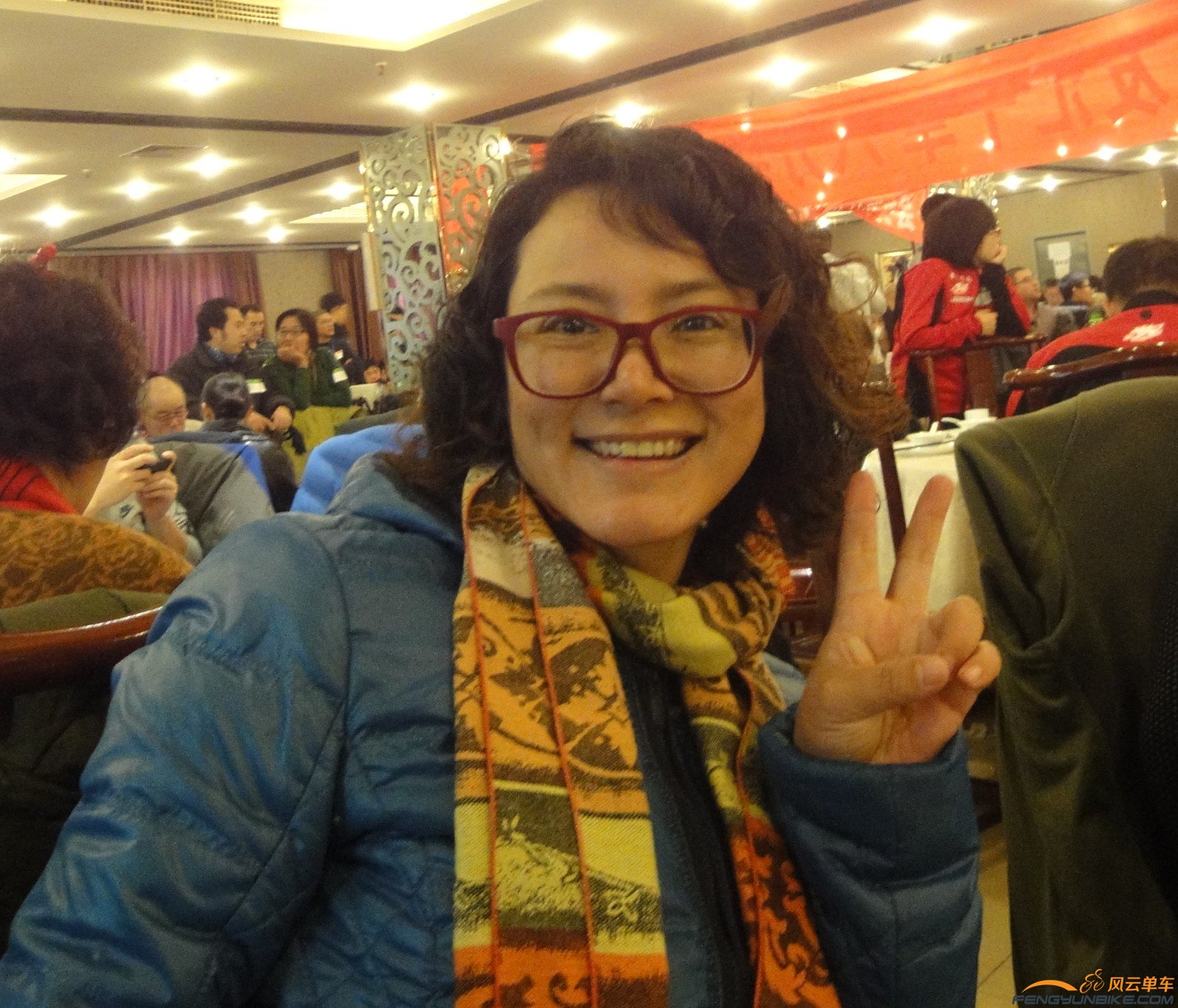 回族美妹荞麦馒头