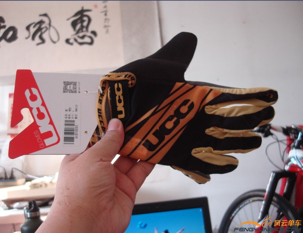 UCC手套外观.jpg