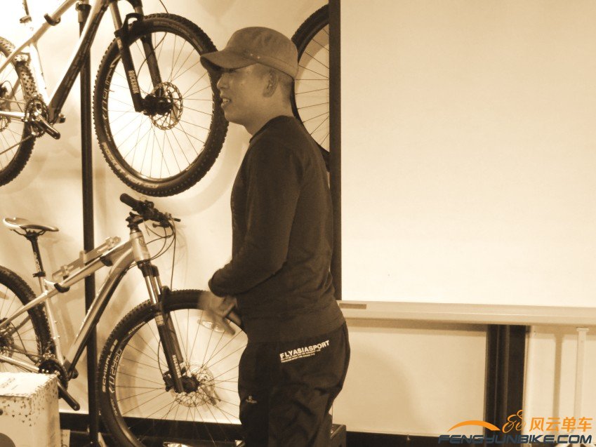 照片 3856_conew1.jpg