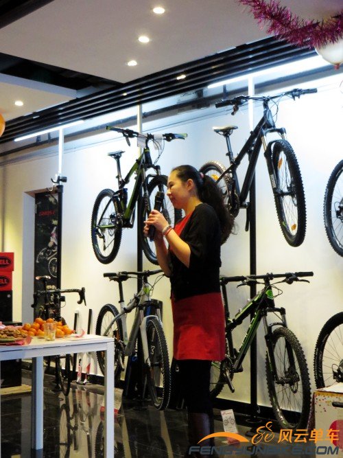 照片 3882_conew1.jpg