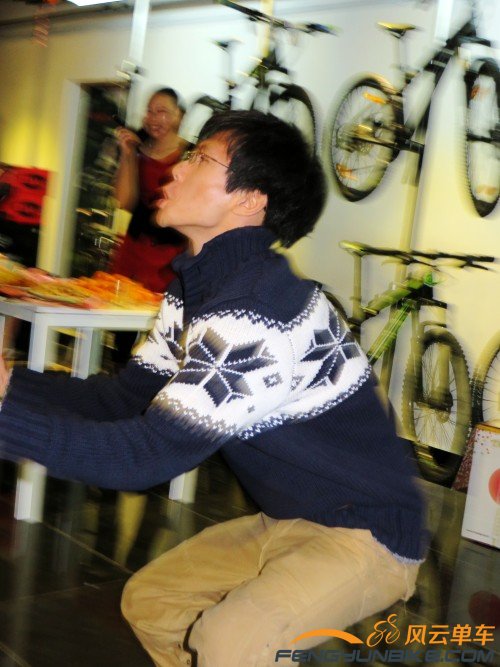 照片 3885_conew1.jpg