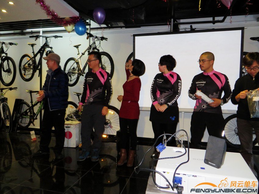 照片 3893_conew1.jpg