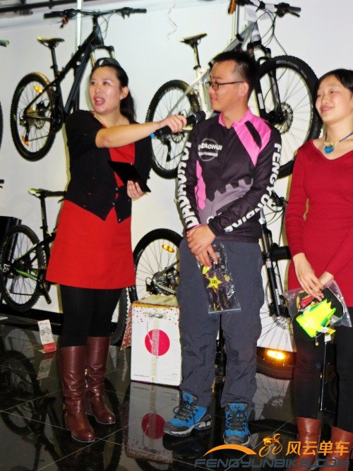 照片 3906_conew1.jpg