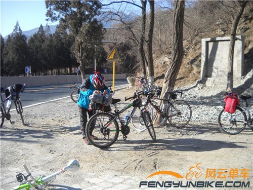 14年骑东方红隧道 023.jpg