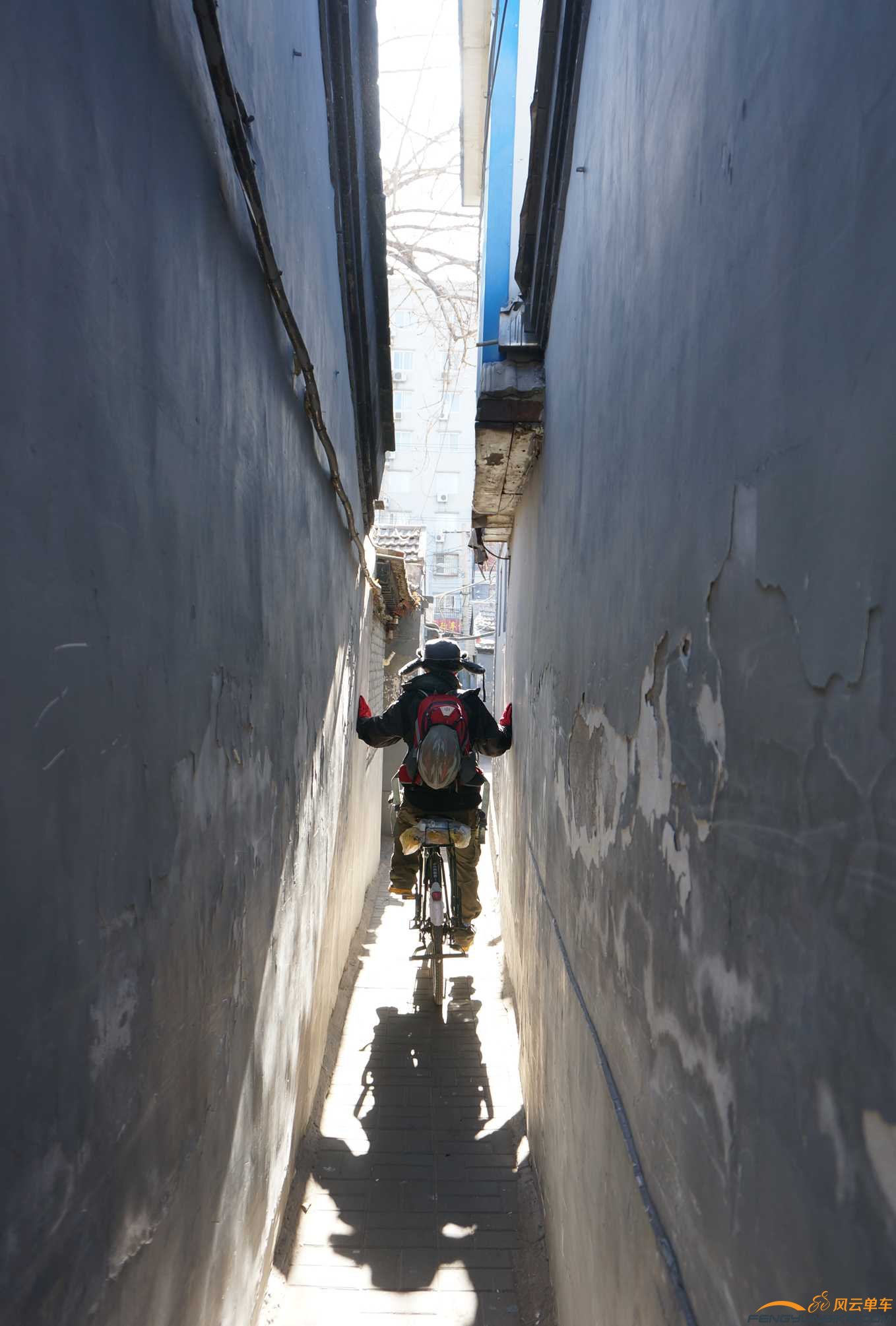 胡同串子.最窄胡同03.jpg