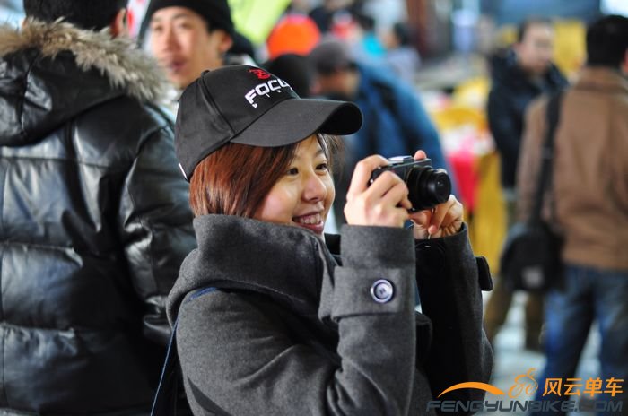 我就喜欢偷拍美女